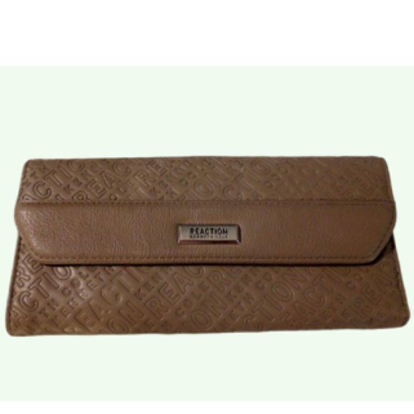 Kenneth Cole Reaction Women's Print Tri-fold Snap Clutch Wallet          Tan & B - Picture 1 of 10